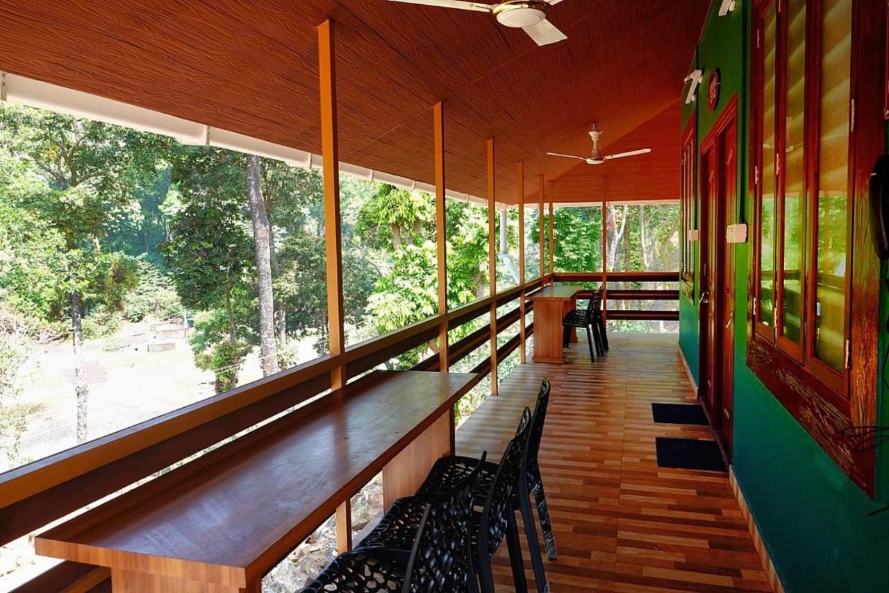 Hill Valley Farm House Nelliyampathy Exteriör bild