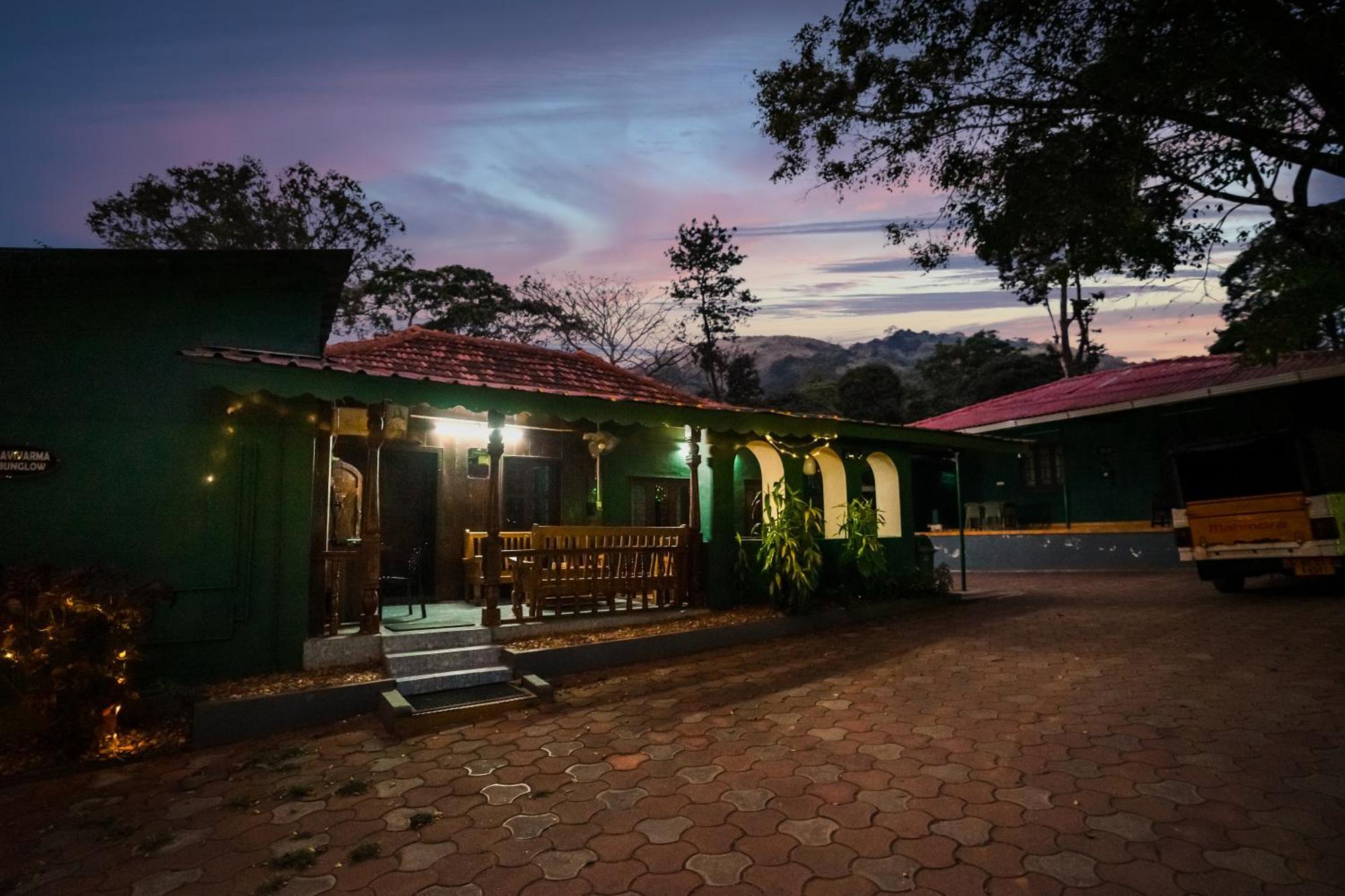 Hill Valley Farm House Nelliyampathy Exteriör bild